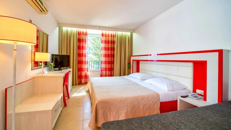 Slovenska Plaža Resort