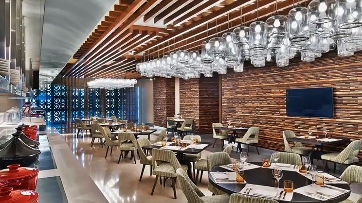 V Hotel Dubai, Curio Collection by Hilton