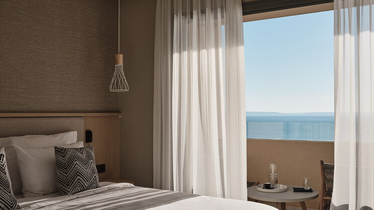 One Bedroom Suite with Sea View