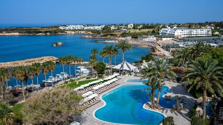 Coral Beach Hotel & Resort