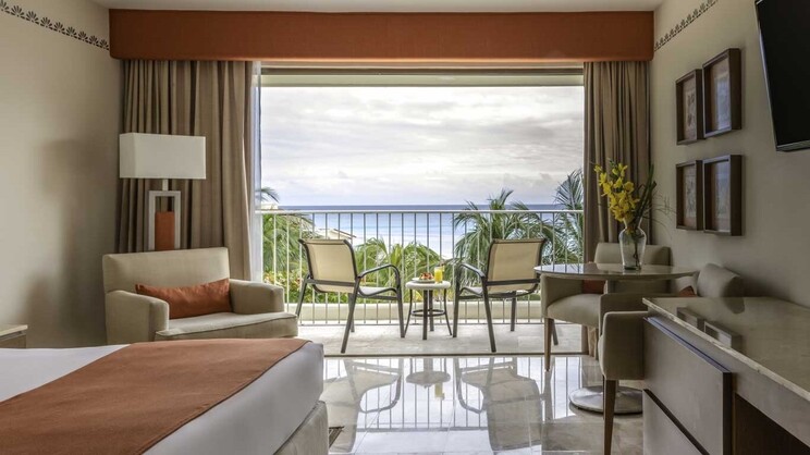 Deluxe Room Ocean View 