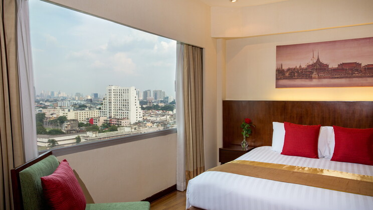 Ramada Plaza by Wyndham Bangkok Menam Riverside