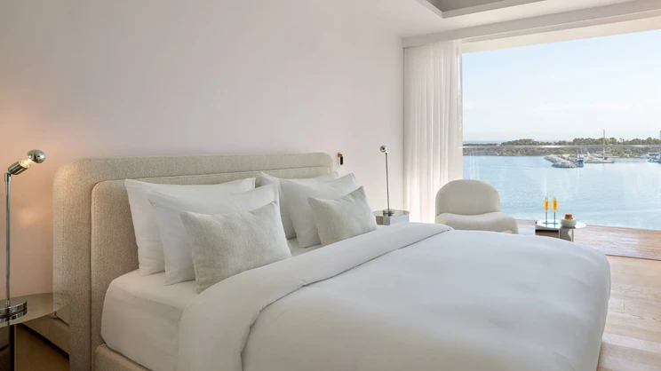 Club 1 Bedroom Suite