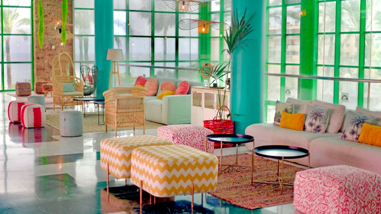 Holiday World Riwo Hotel