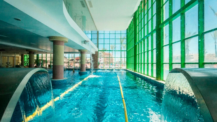 Holiday World Riwo Hotel