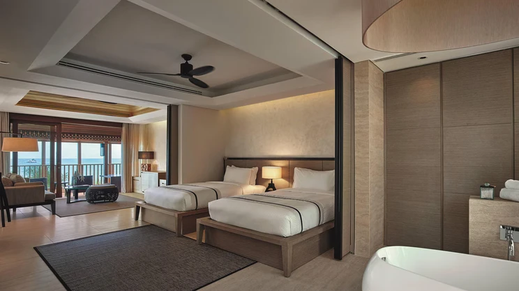 Select Terrace Suite Twin