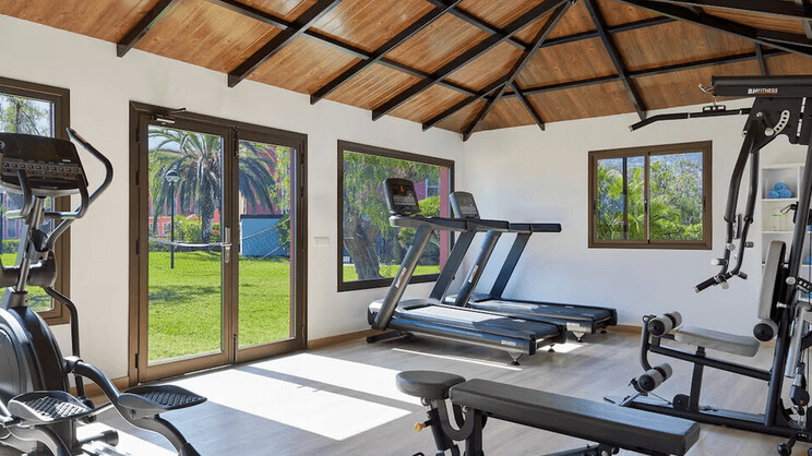 Las Águilas Tenerife, Affiliated by Meliá