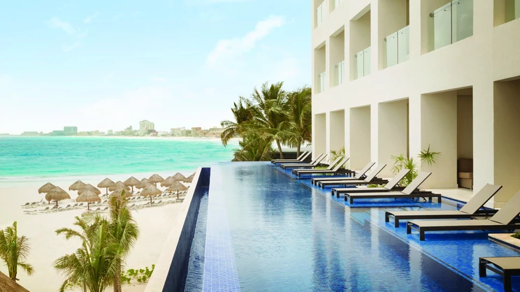 Turquoize Tower at Hyatt Ziva Cancun – Adults Only