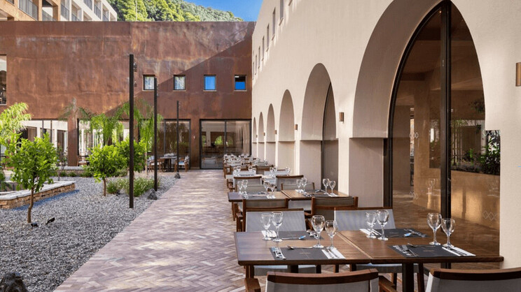 Domes of Corfu, Autograph Collection