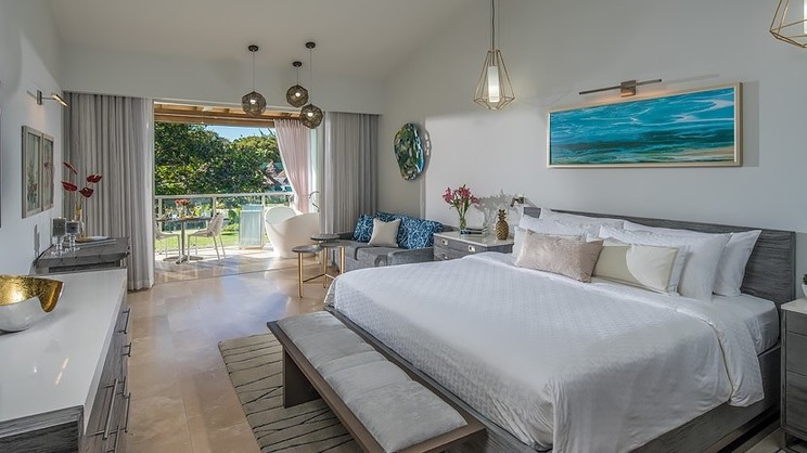 South Seas Club Level Junior Palm Suite