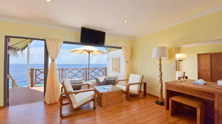 Dreamland The Unique Sea & Lake Resort / Spa