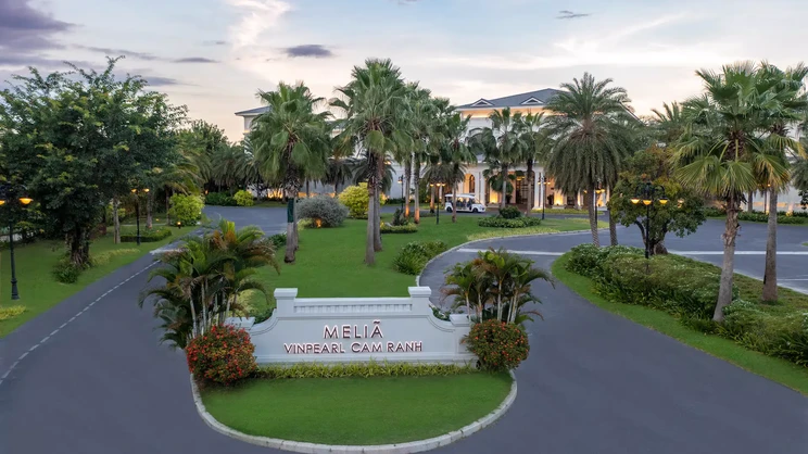 Meliá Vinpearl Cam Ranh Beach Resort
