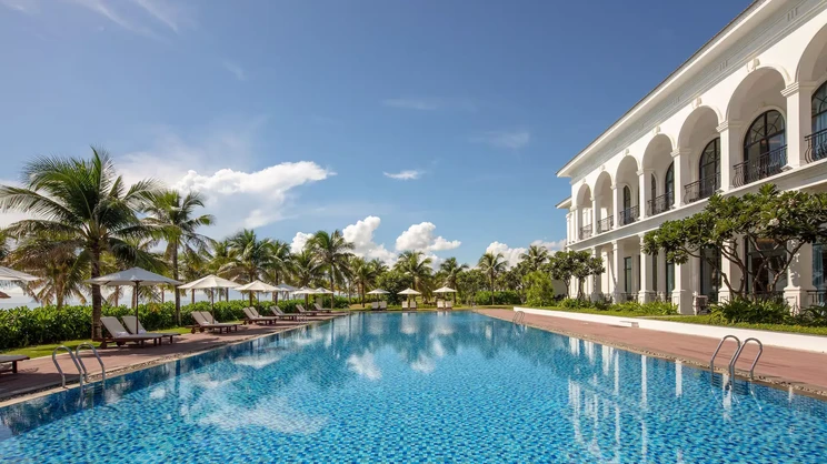 Meliá Vinpearl Cam Ranh Beach Resort