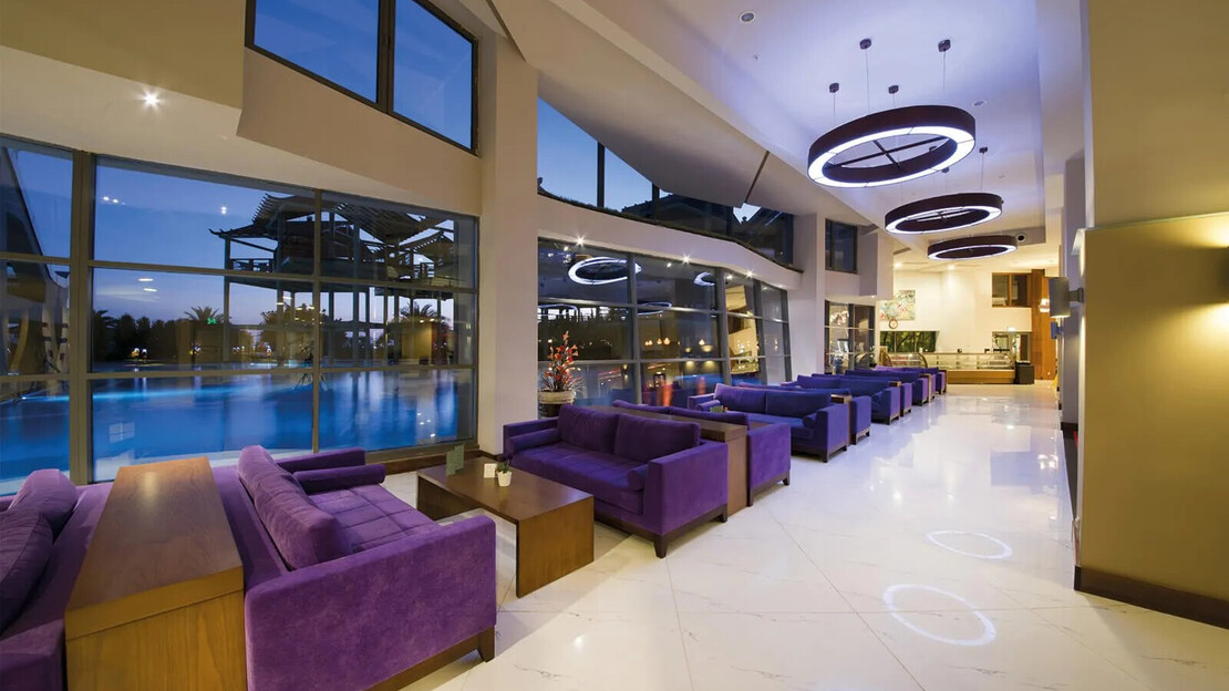 Limak Lara Deluxe Hotel Resort