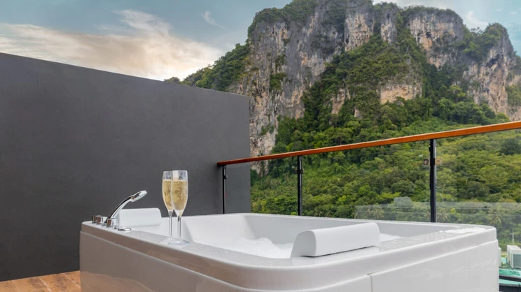 Family Rooftop Jacuzzi