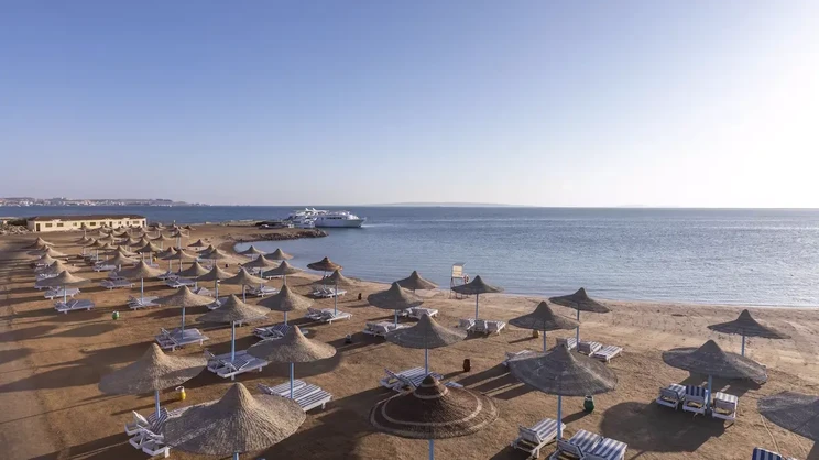 Royal Lagoons Resort & Aqua Park