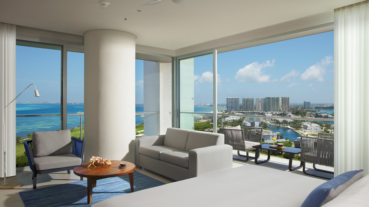 Preferred Club Corner Suite Ocean View