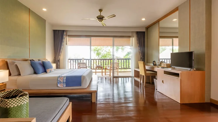 Deluxe "Green" Chalet