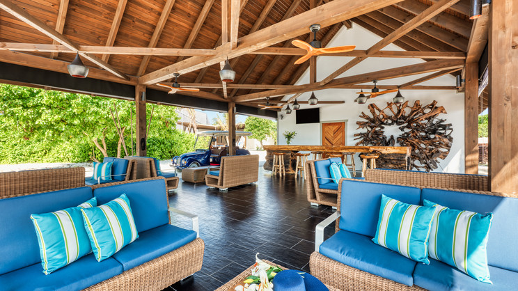 Kuredhivaru Resort & Spa Maldives