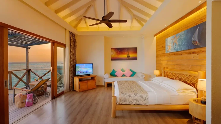 Aqua Suite with Slide