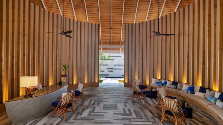 Emerald Faarufushi Resort & Spa