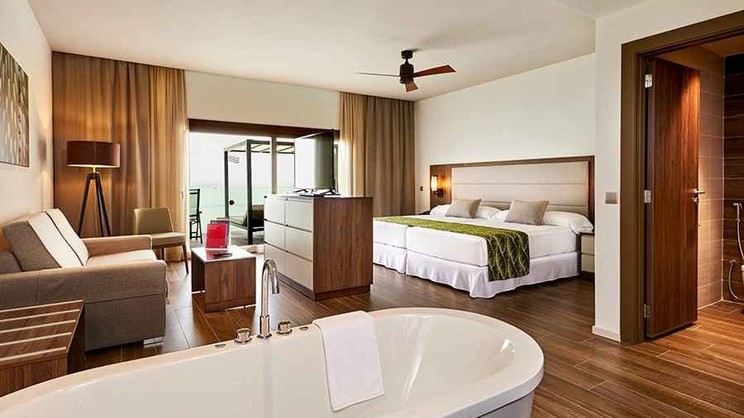 Overwater Superior Junior Suite 