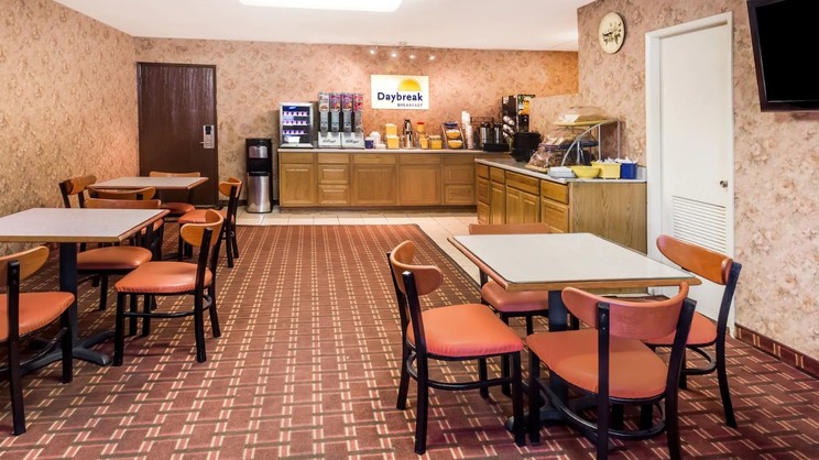 Days Inn by Wyndham Anaheim Near the Park