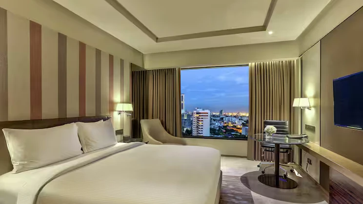 DoubleTree By Hilton Sukhumvit Bangkok