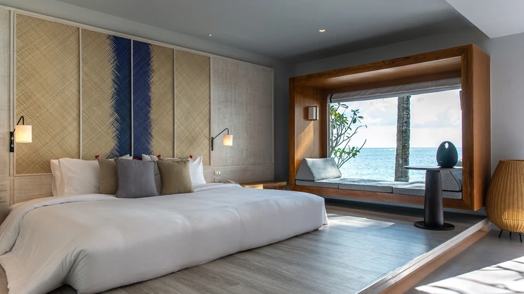 Premier Beachfront with Plunge Pool