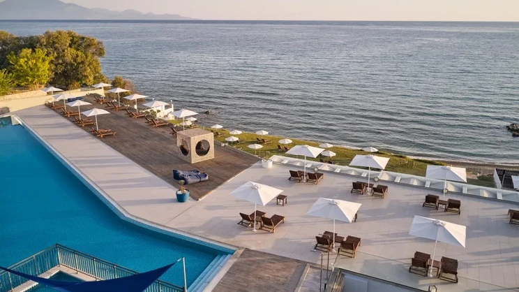 Cavo Orient Beach Hotel