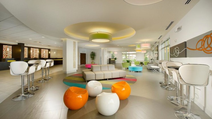 Avanti International Resort