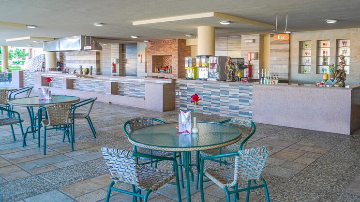 Charmillion Gardens Aqua Park