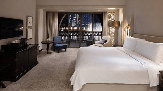 Deluxe Fountain View