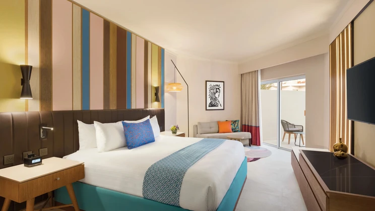 Deluxe Garden View Queen