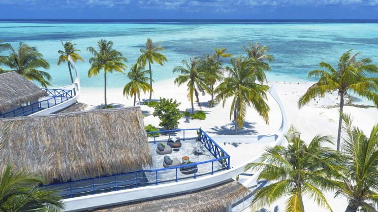Rahaa Rahaa Resort, the Maldives | Destination2 Luxury Indian Ocean Holidays