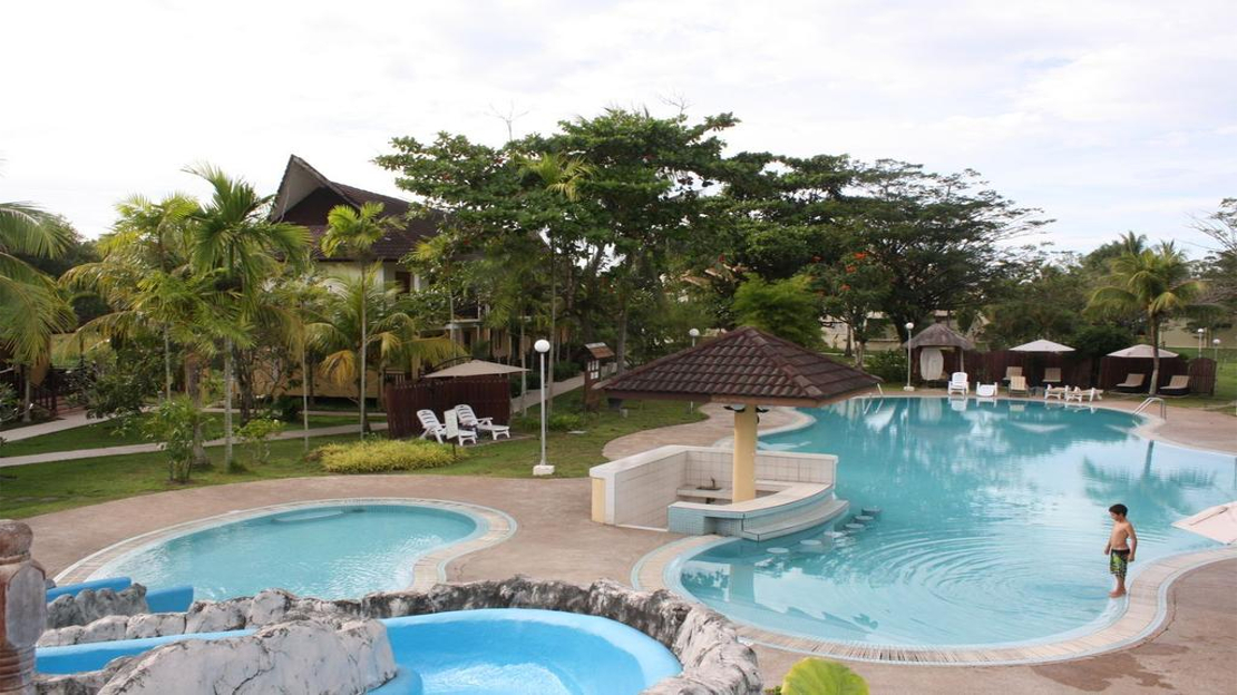 Beringgis Beach Resort and Spa