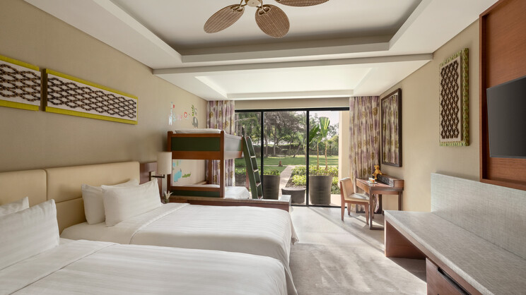 Garden Wing Deluxe Family Room