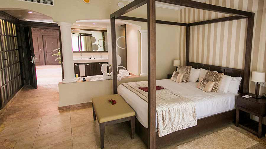 Junior Suite with Jacuzzi