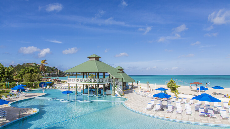 Jolly Beach, Antigua, Caribbean - Destination2