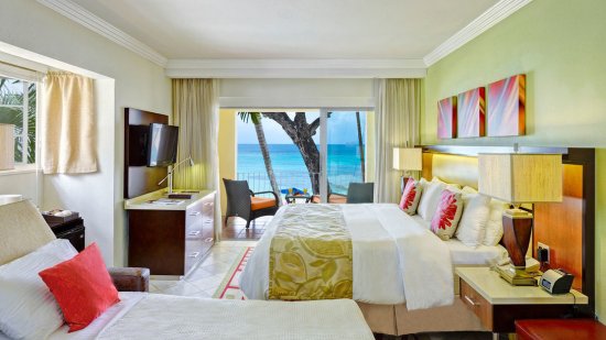 Oceanfront Room with Sleeper Chair