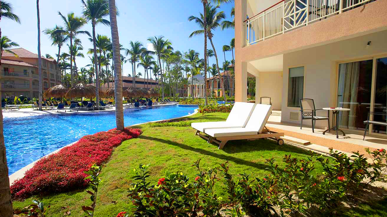 Majestic Junior Suite (Swim Up)