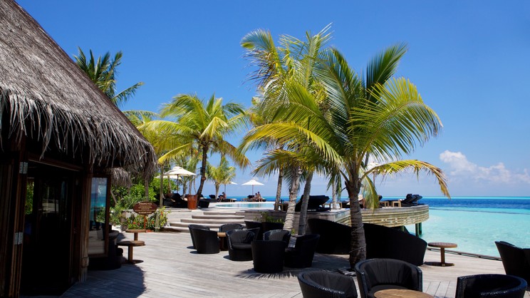 Komandoo Maldives Island Resort