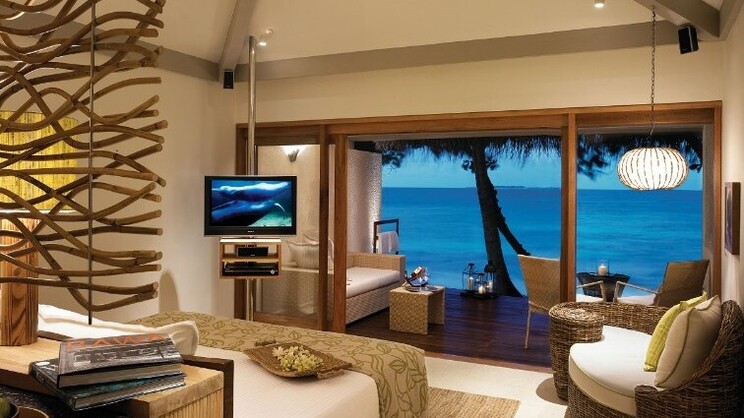Superior Beach Villa