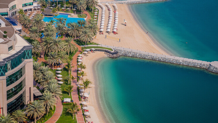 Beach Rotana, Abu Dhabi – Luxury UAE Holidays In 2026/2027