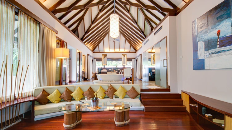 Grand Premier Beach Villa with Pool 