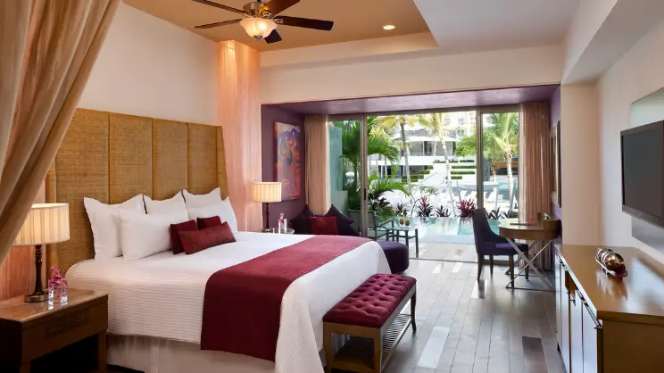 Preferred Club Junior Suite Swim-Out