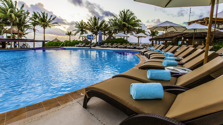 Desire Pearl Riviera Maya Resort