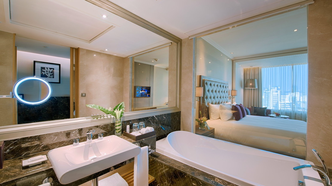 Radisson Blu Plaza Bangkok