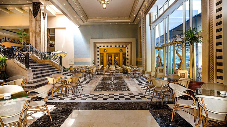 Serenity Alpha Beach