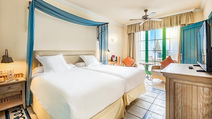 Hotel LIVVO Volcan Lanzarote